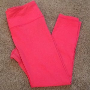 Victoria’s Secret sport Capri leggings